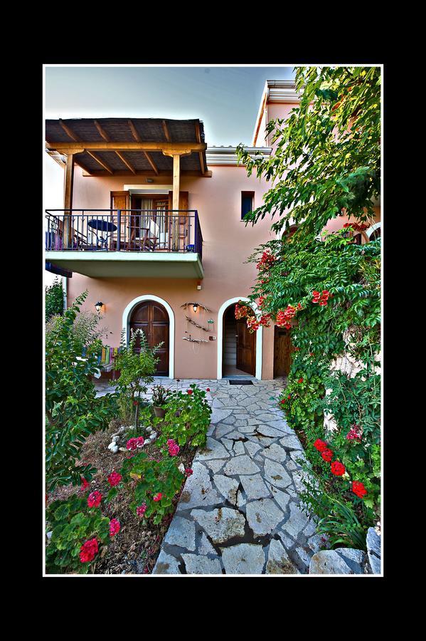 Porto Katsiki Guest Houses Athánion Exterior foto