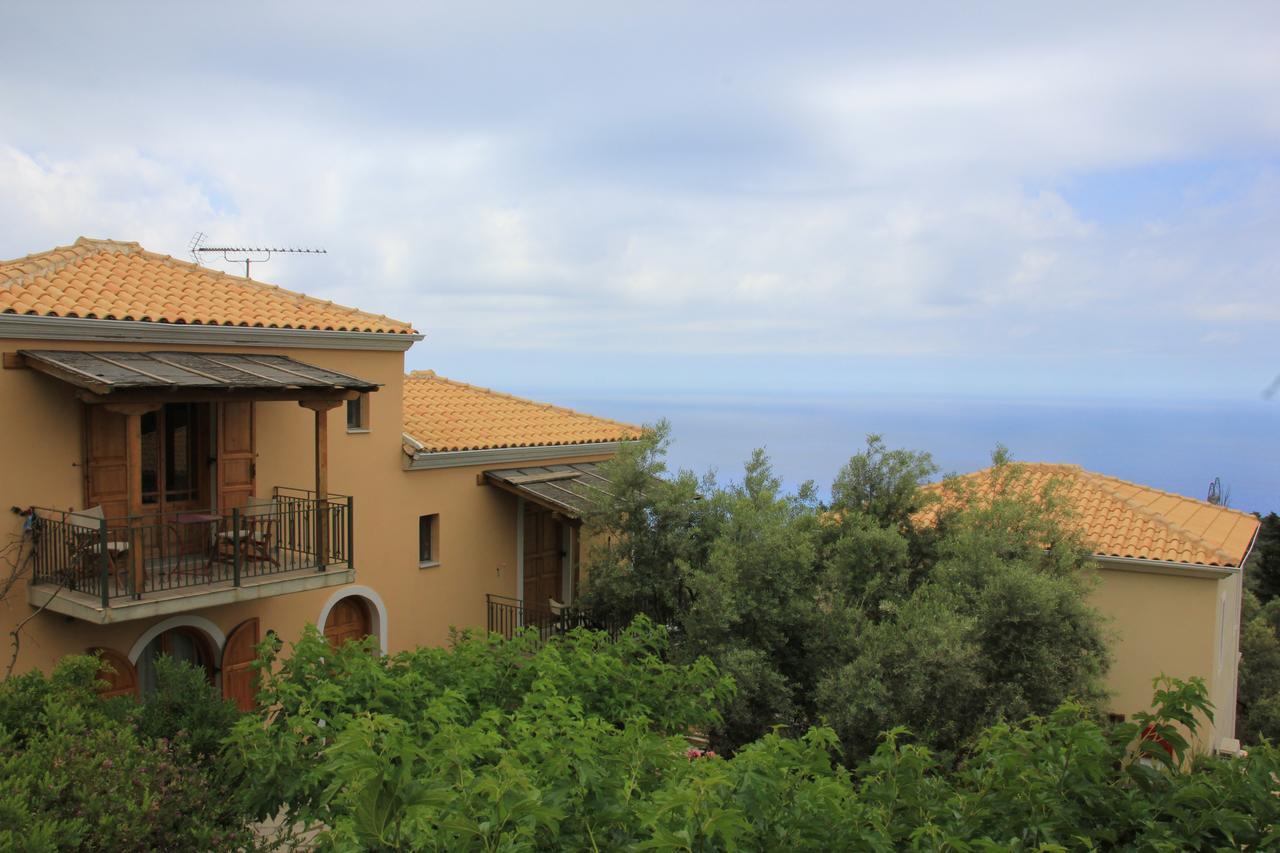 Porto Katsiki Guest Houses Athánion Exterior foto