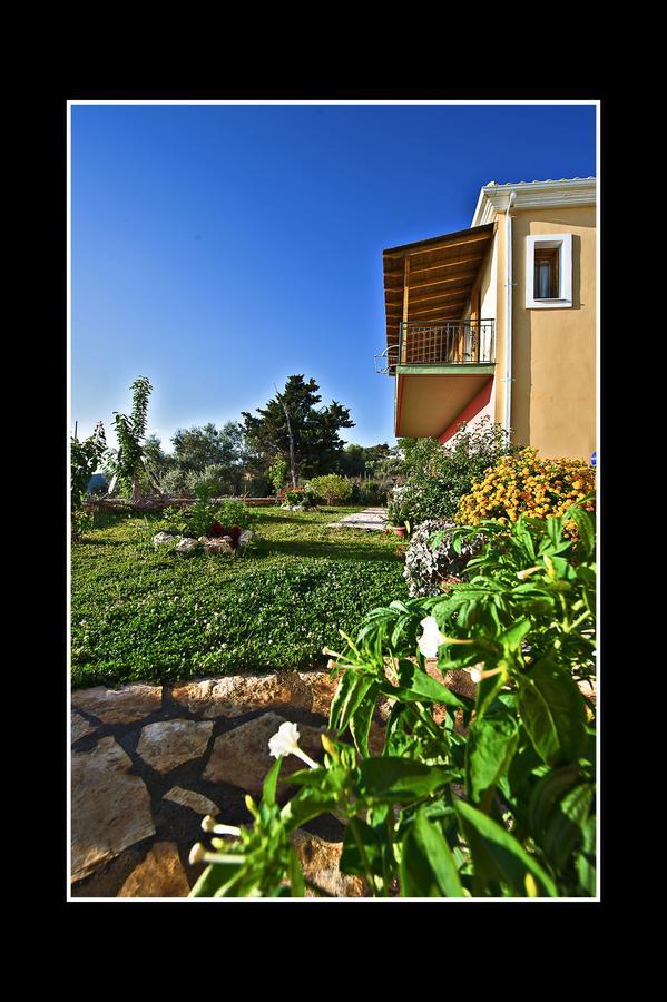 Porto Katsiki Guest Houses Athánion Exterior foto